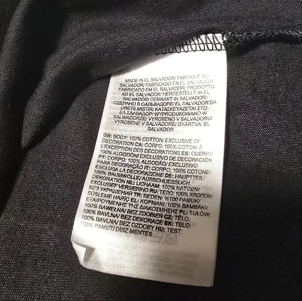 NWT The North Face Cotton Boys Graphic Tee NF0A8B1J4O91-M Black Size M (10) - Picture 9 of 10